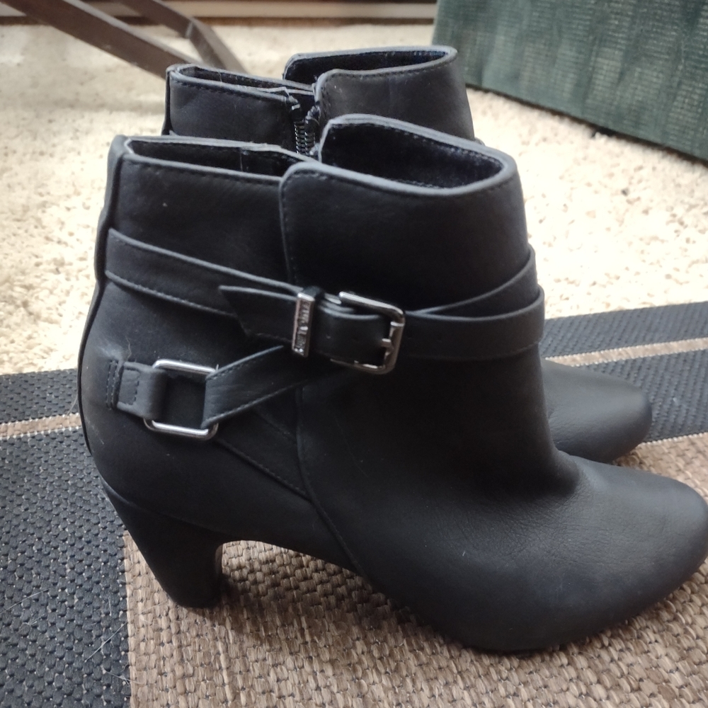 Sam & Libby Black Booties